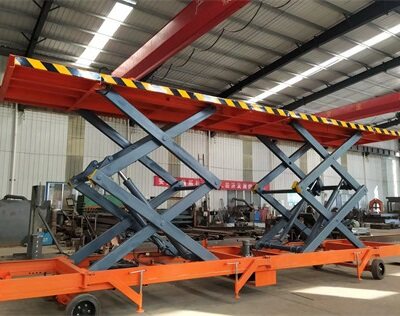 剪叉(cha)式裝卸貨(huo)升降平台(tai) 43