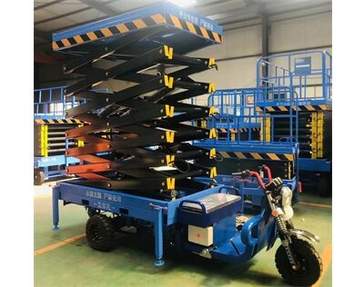 三輪車升(sheng)降平台41