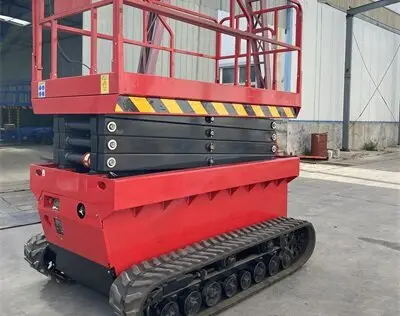 電動履(lü)帶式升(sheng)降平台(tai)