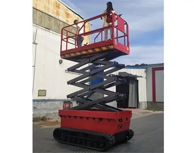 履帶(dai)式升降(jiang)平台車(che)