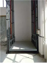 便攜式鋁(lü)合金升降(jiang)平台